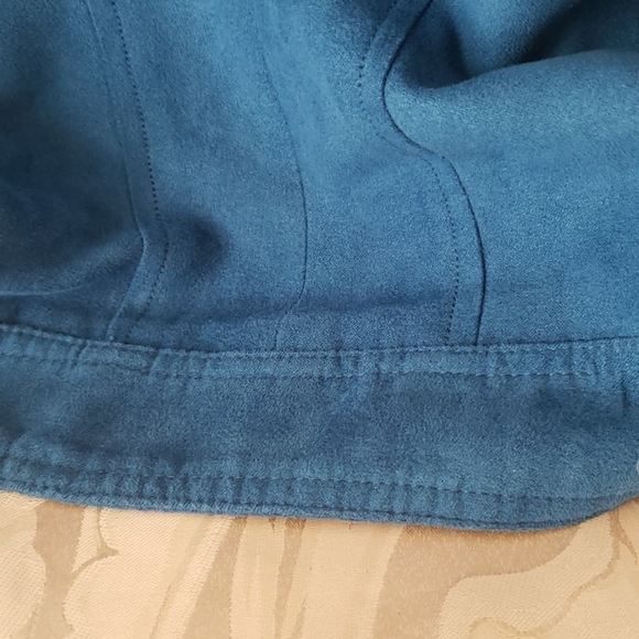 Jacket - Picture 6 of 9